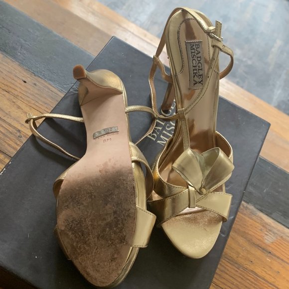 Badgley Mischka Gold Heels - Picture 4 of 4